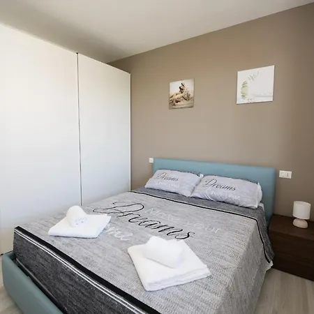 Liliana - App. 06 Appartement Sirmione