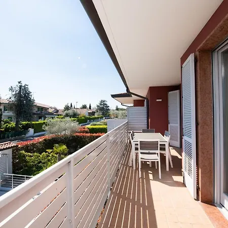 Διαμέρισμα Liliana - App. 06 Σιρμιόνε